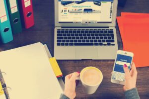 How to Earn Money on Facebook (Simple Ways for Beginners)